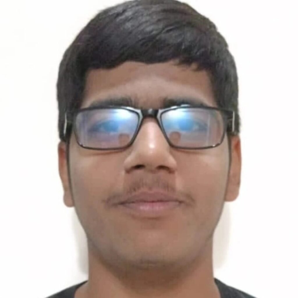 Maharashtra Teen Vishwanath Barve Awarded Dual Honorary Doctorates at 18